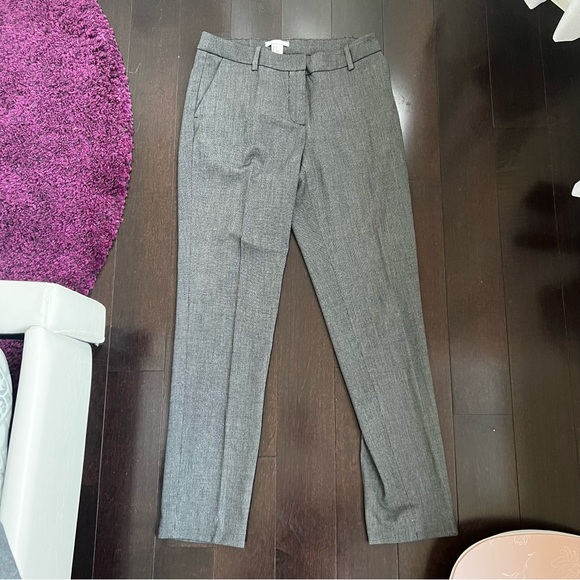 Blazer and Pants matching set. H&M size 4. Grey, worn once perfect condition! - Picture 5 of 8
